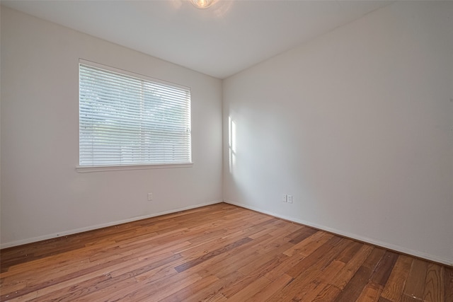 10210 Squirehill Ct, Houston, TX 77070 - empty room featuring light wood-style floors and baseboards