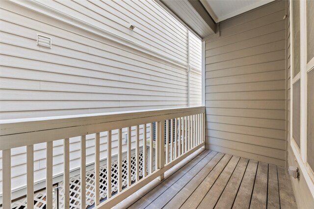 1184 Nelson Falls Ln, Houston, TX 77008 - view of wooden terrace