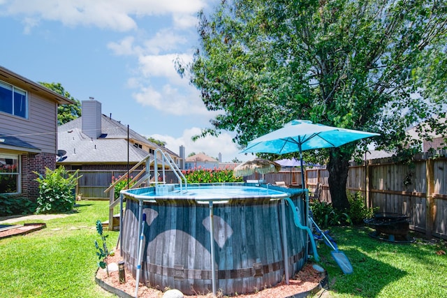 10835 Spruce Dr S, La Porte, TX 77571 - view of yard