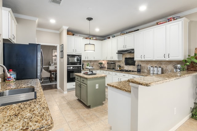 12127 Via San Rocco Ct, Cypress, TX 77429 - kitchen featuring black appliances, a sink, crown molding, under cabinet range hood, and backsplash