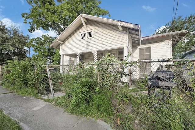 1913 Hardy St, Houston, TX 77026 - view of home's exterior featuring covered porch