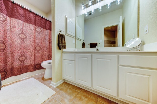 1810 Spreading Bough Ln, Richmond, TX 77406 - bathroom featuring tile patterned flooring, toilet, vanity, and a shower with curtain