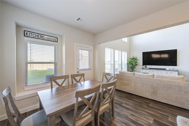3033 Myrtle Sunset Dr, Katy, TX 77493 - dining area featuring dark wood-style flooring