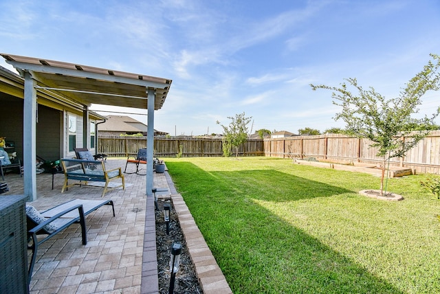 7303 Barrington Ridge Ln, Richmond, TX 77407 - view of yard with a patio area