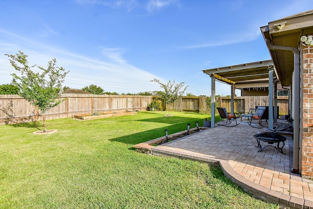 7303 Barrington Ridge Ln, Richmond, TX 77407 - view of yard featuring a patio area