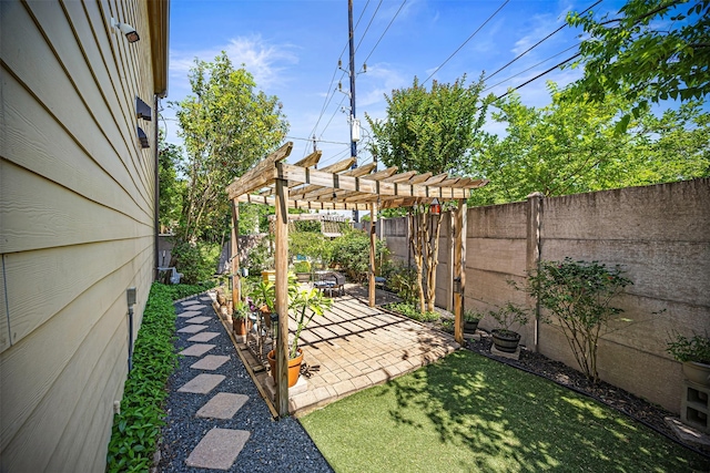 1380 Studer St, Houston, TX 77007 - fenced backyard with a pergola and a patio