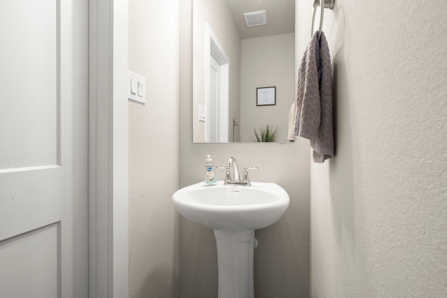 255 S Spotted Fern Dr, Montgomery, TX 77316 - bathroom with a sink