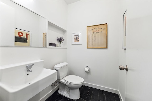 1851 Lexington St, Houston, TX 77098 - half bath with toilet and baseboards