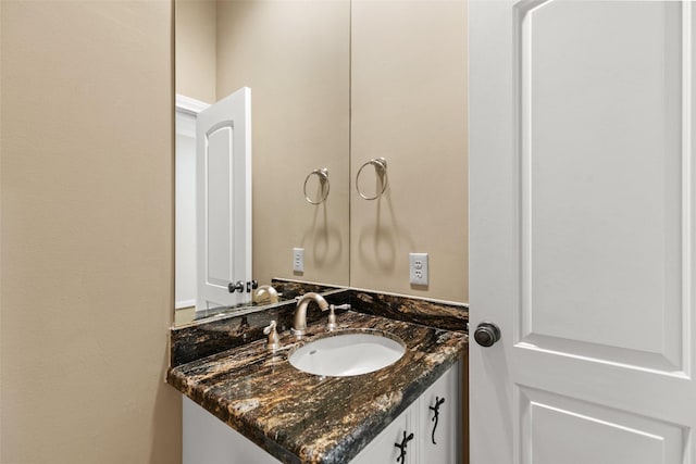 6635 Wanita Pl Unit B, Houston, TX 77007 - bathroom featuring vanity
