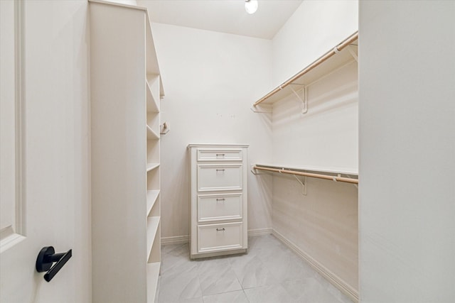 614 W Bell St Unit A, Houston, TX 77019 - view of walk in closet
