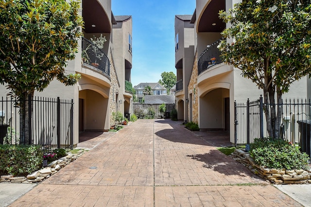4006 Feagan St Unit D, Houston, TX 77007 - view of road
