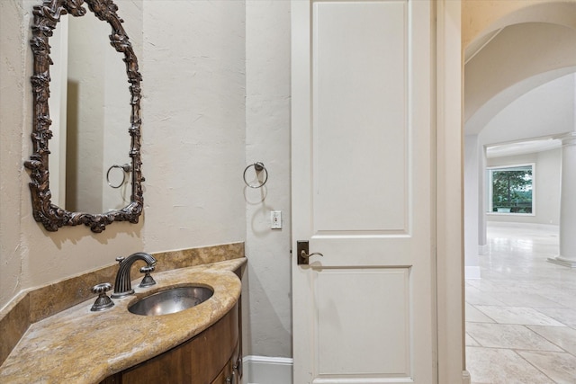 3110 Noble Lakes Ln, Houston, TX 77082 - bathroom featuring vanity