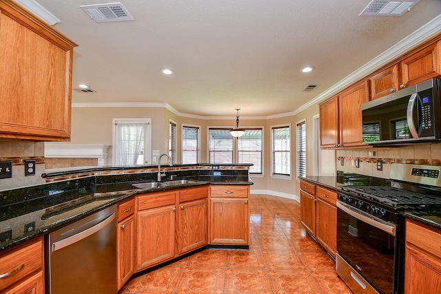 11707 Turtle Lake Dr, Houston, TX 77064 - kitchen with stainless steel appliances, a sink, decorative backsplash, light tile patterned floors, and crown molding