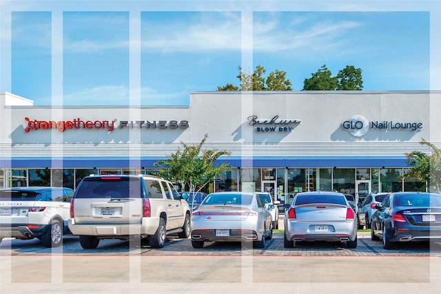 2322 Lamonte Ln, Houston, TX 77018 - view of commercial property with uncovered parking