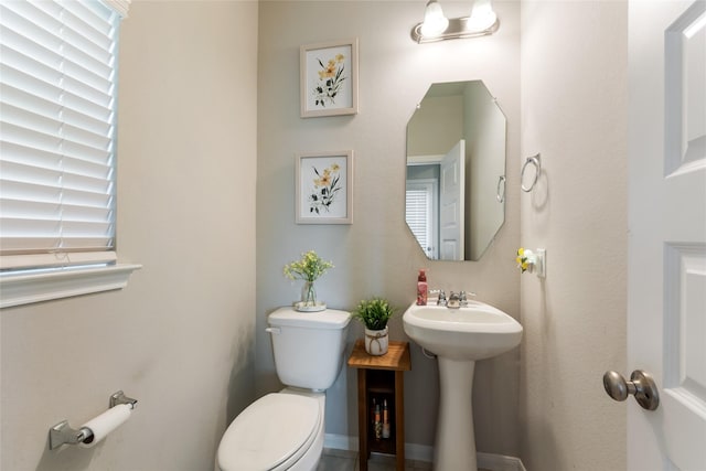 6303 Lemon Balm Ln, Crosby, TX 77532 - bathroom with toilet
