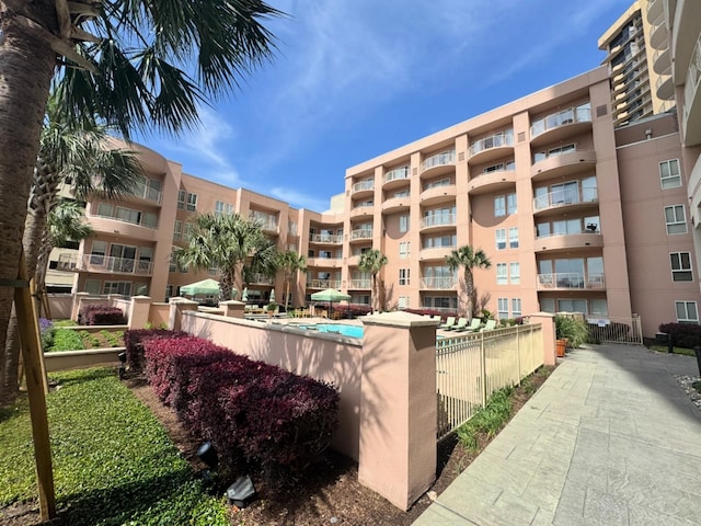 3505 Sage Rd Unit 602, Houston, TX 77056 - view of pool featuring fence