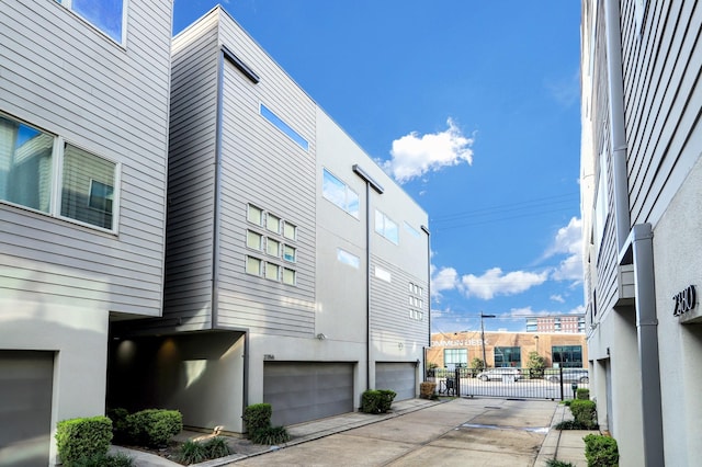 2356 Commerce, Houston, TX 77003 - view of road with a gate