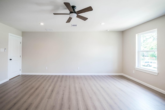 6322 Sayers St, Houston, TX 77026 - unfurnished room featuring wood finished floors, recessed lighting, and ceiling fan