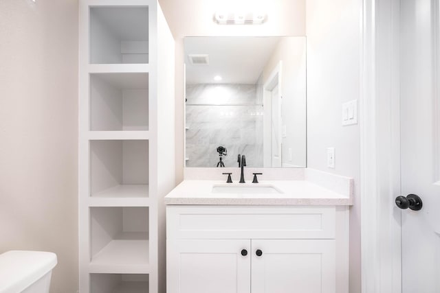 6322 Sayers St, Houston, TX 77026 - bathroom with vanity and toilet