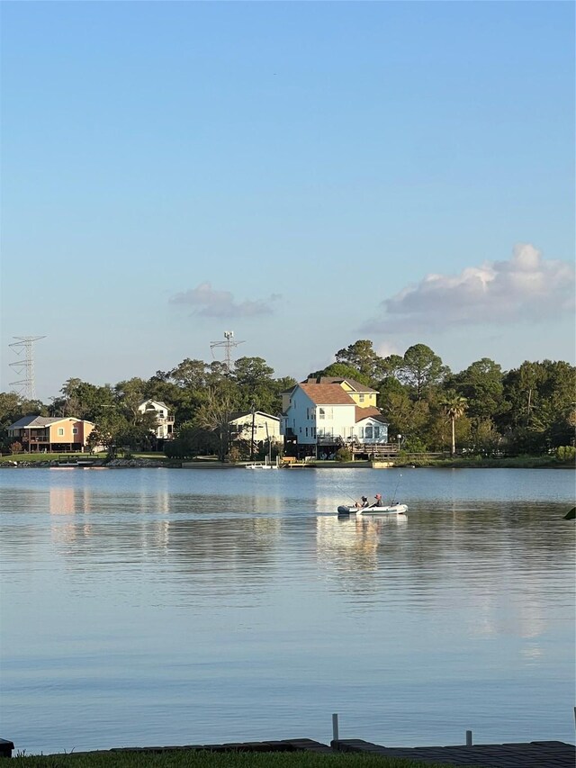 817 Bryan Ave, Seabrook, TX 77586 - water view