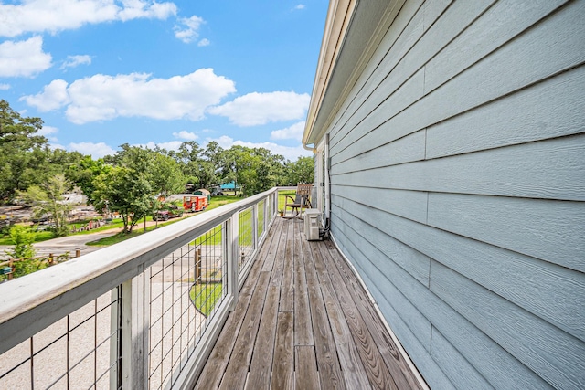 817 Bryan Ave, Seabrook, TX 77586 - view of balcony