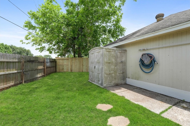 19042 Keyturn Ln, Humble, TX 77346 - view of yard with a shed and an outbuilding