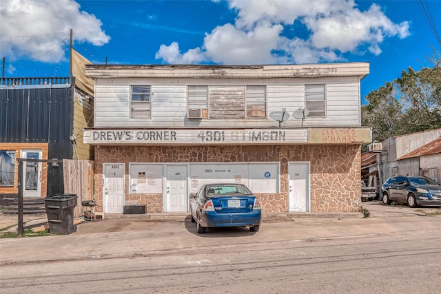 4901 Stimson St Unit 8, Houston, TX 77023 - view of building exterior