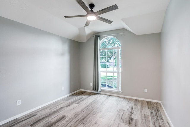 431 Cardinal Oaks, League City, TX 77565 - empty room featuring wood finished floors, ceiling fan, lofted ceiling, and baseboards