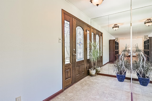 16358 Havenpark Dr, Houston, TX 77059 - foyer with baseboards