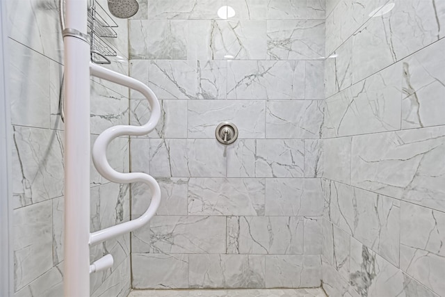 16358 Havenpark Dr, Houston, TX 77059 - full bath with tiled shower