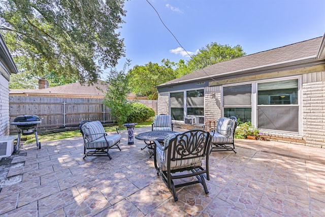 16358 Havenpark Dr, Houston, TX 77059 - view of patio / terrace featuring fence