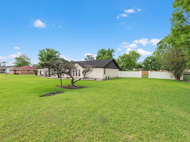 11821 15th St, Santa Fe, TX 77510 - view of yard