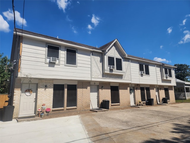 517 5th St Unit 4, Humble, TX 77338 - photo 2