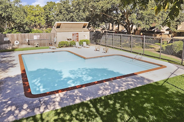 13948 Hollowgreen Dr Unit 25, Houston, TX 77082 - view of pool featuring fence
