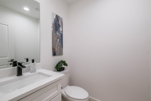 5703 Balbo St Unit B, Houston, TX 77091 - bathroom with vanity and toilet