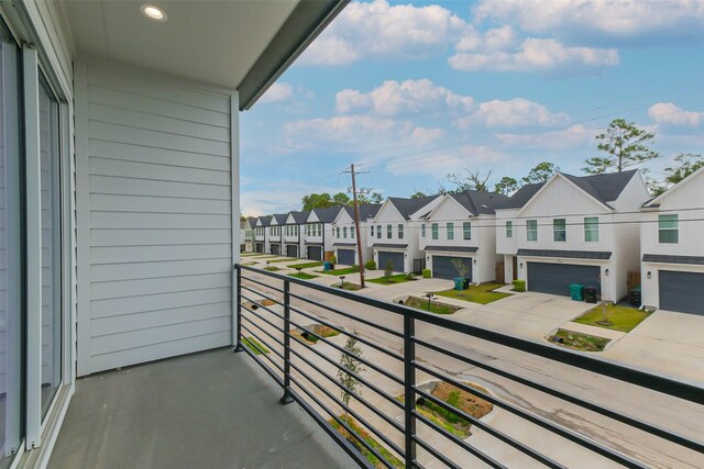 5703 Balbo St Unit B, Houston, TX 77091 - balcony with a residential view