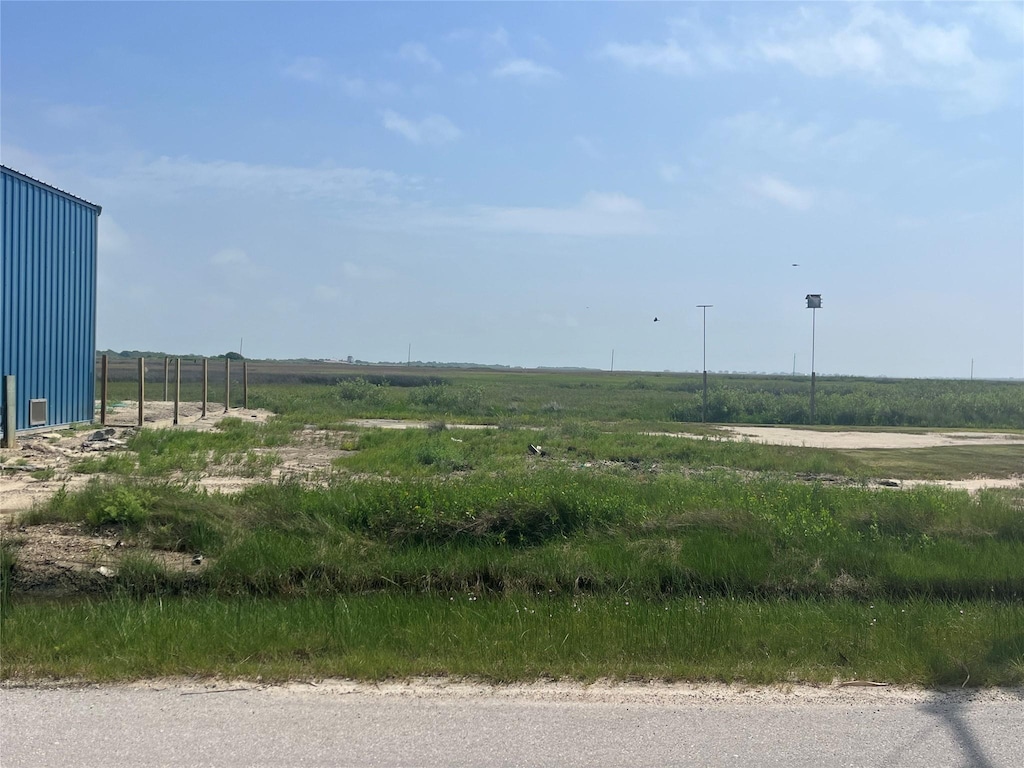1240 E Canal Dr, Crystal Beach, TX 77650