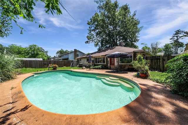 4931 Glendower Dr, Spring, TX 77373 - view of pool featuring a patio area and a fenced backyard