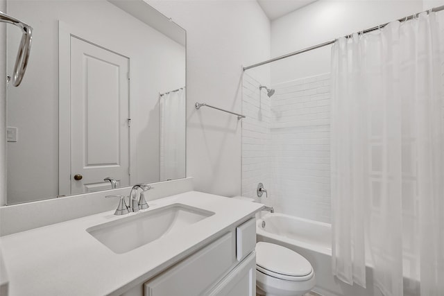 510 Rita Blanca Dr, Webster, TX 77598 - full bath featuring shower / bath combo, toilet, and vanity