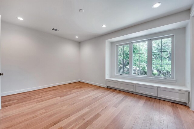 3314 La Salle St, Houston, TX 77027 - unfurnished room with light wood-style floors and recessed lighting