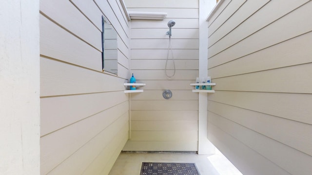 985 Sue Dr, Crystal Beach, TX 77650 - view of exterior entry