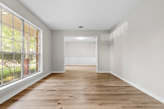 5310 Brownlee Ln, Spring, TX 77379 - spacious closet with light wood-type flooring