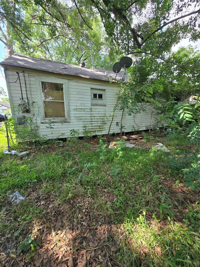 view of property exterior