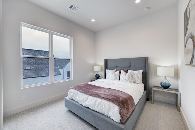 2105 Emancipation Ave, Houston, TX 77003 - carpeted bedroom with baseboards and recessed lighting