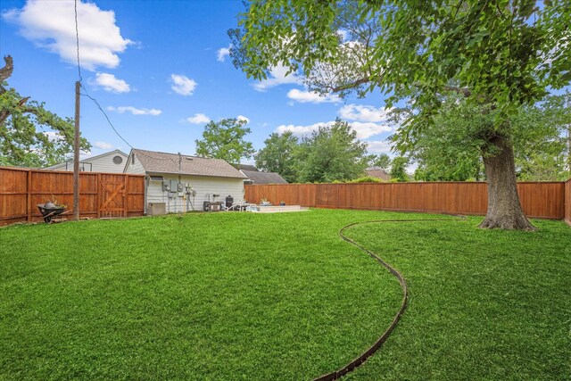 3003 Randall St, Houston, TX 77018 - view of yard