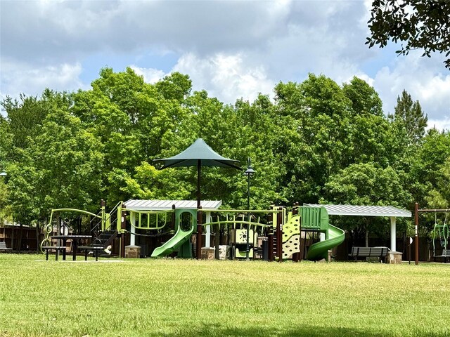 9630 E Withers Way Cir, Houston, TX 77065 - community jungle gym featuring a yard
