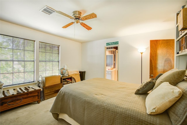 5410 Coral Ridge Rd, Houston, TX 77069 - carpeted bedroom with a ceiling fan