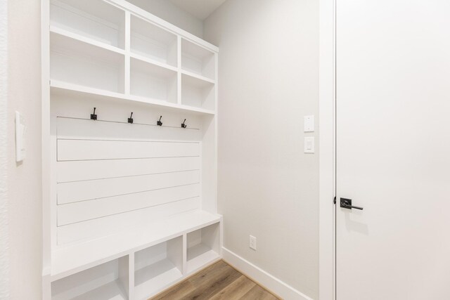 3312 Bremond St, Houston, TX 77004 - mudroom featuring light wood finished floors and baseboards