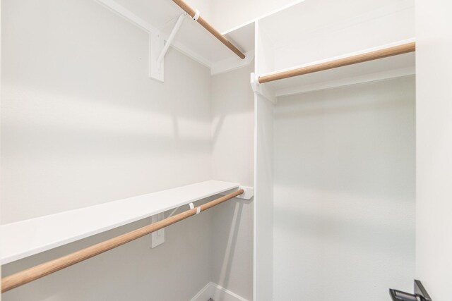 3312 Bremond St, Houston, TX 77004 - view of walk in closet