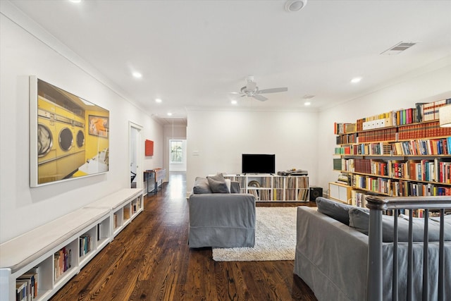 712 E 14th St, Houston, TX 77008 - living area with wood finished floors, crown molding, ceiling fan, and recessed lighting